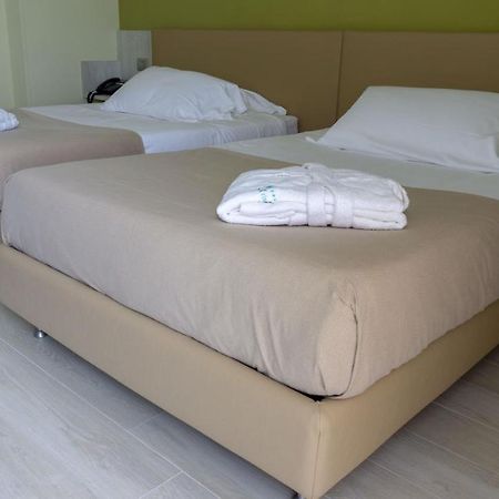 Hotel San Crispino Morrovalle Eksteriør bilde