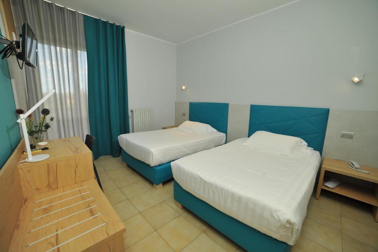 Hotel San Crispino Morrovalle Eksteriør bilde