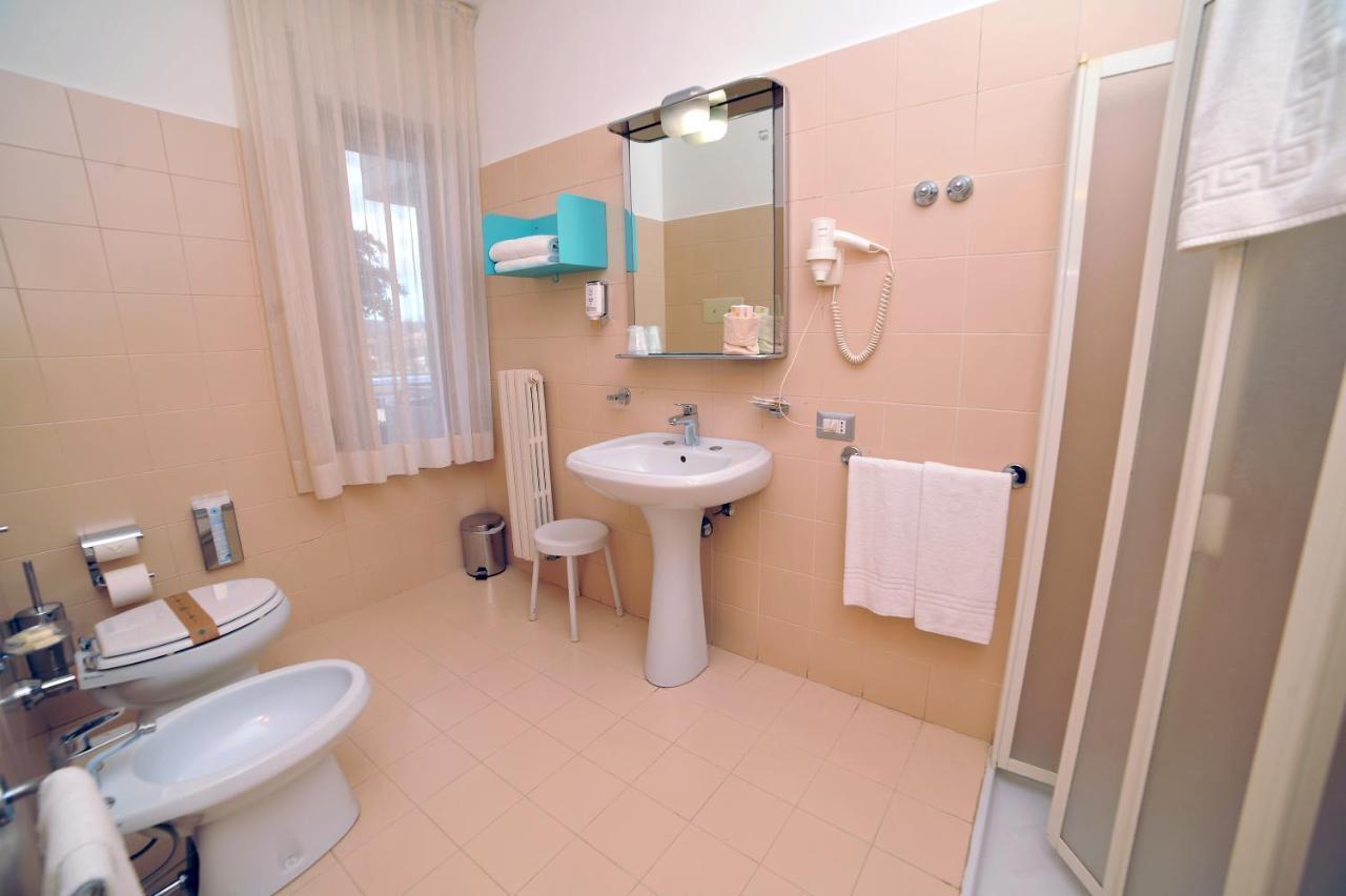 Hotel San Crispino Morrovalle Eksteriør bilde